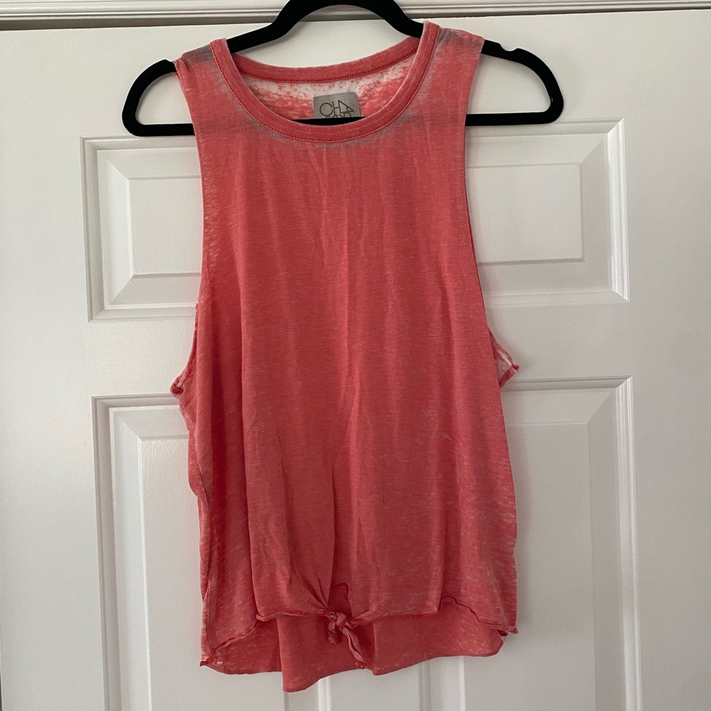 Large salmon, Chaser tie, front muscle tank